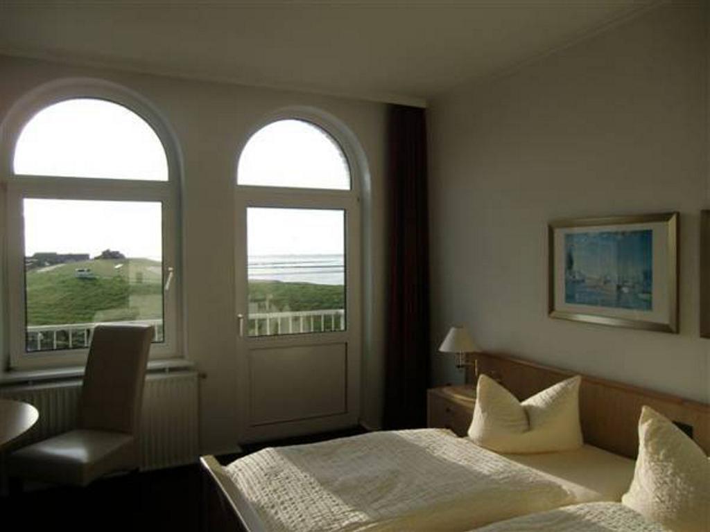 Strandhotel Dagebuell Direkt An Der Nordsee 외부 사진